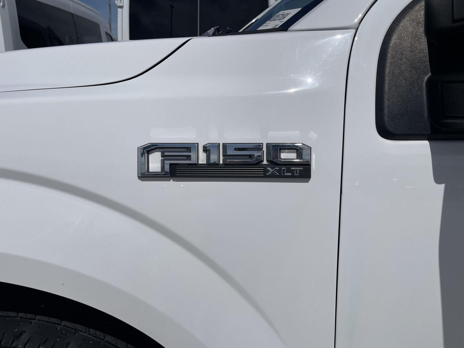 Vehicle photo 36