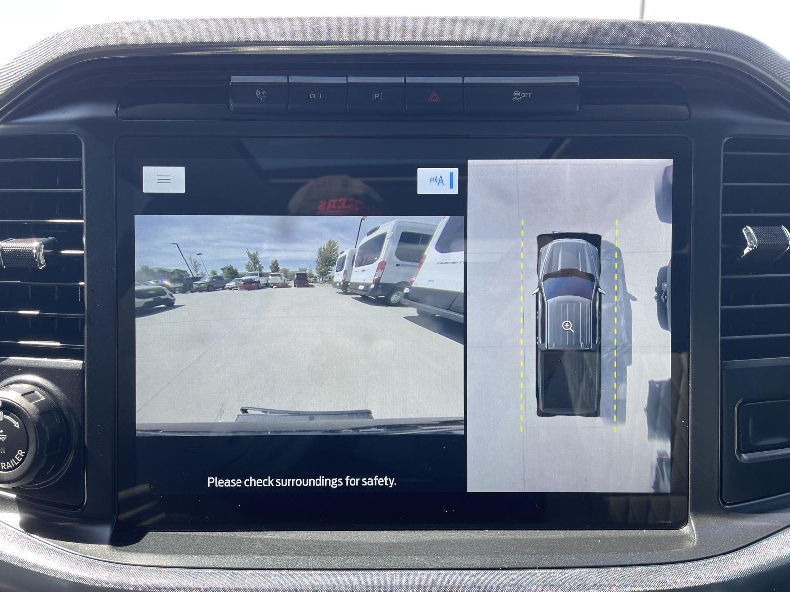Vehicle photo 26