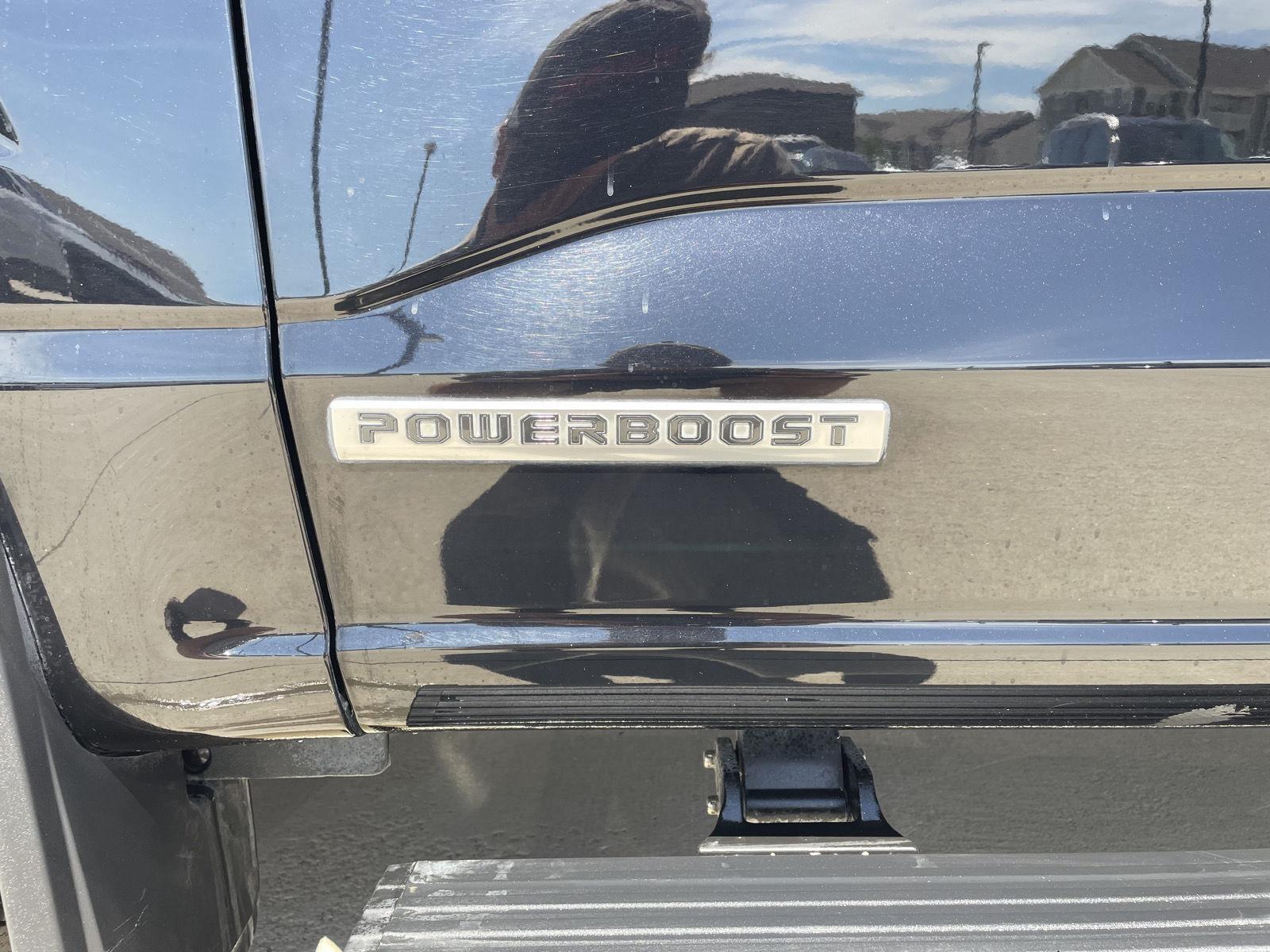 Vehicle photo 47