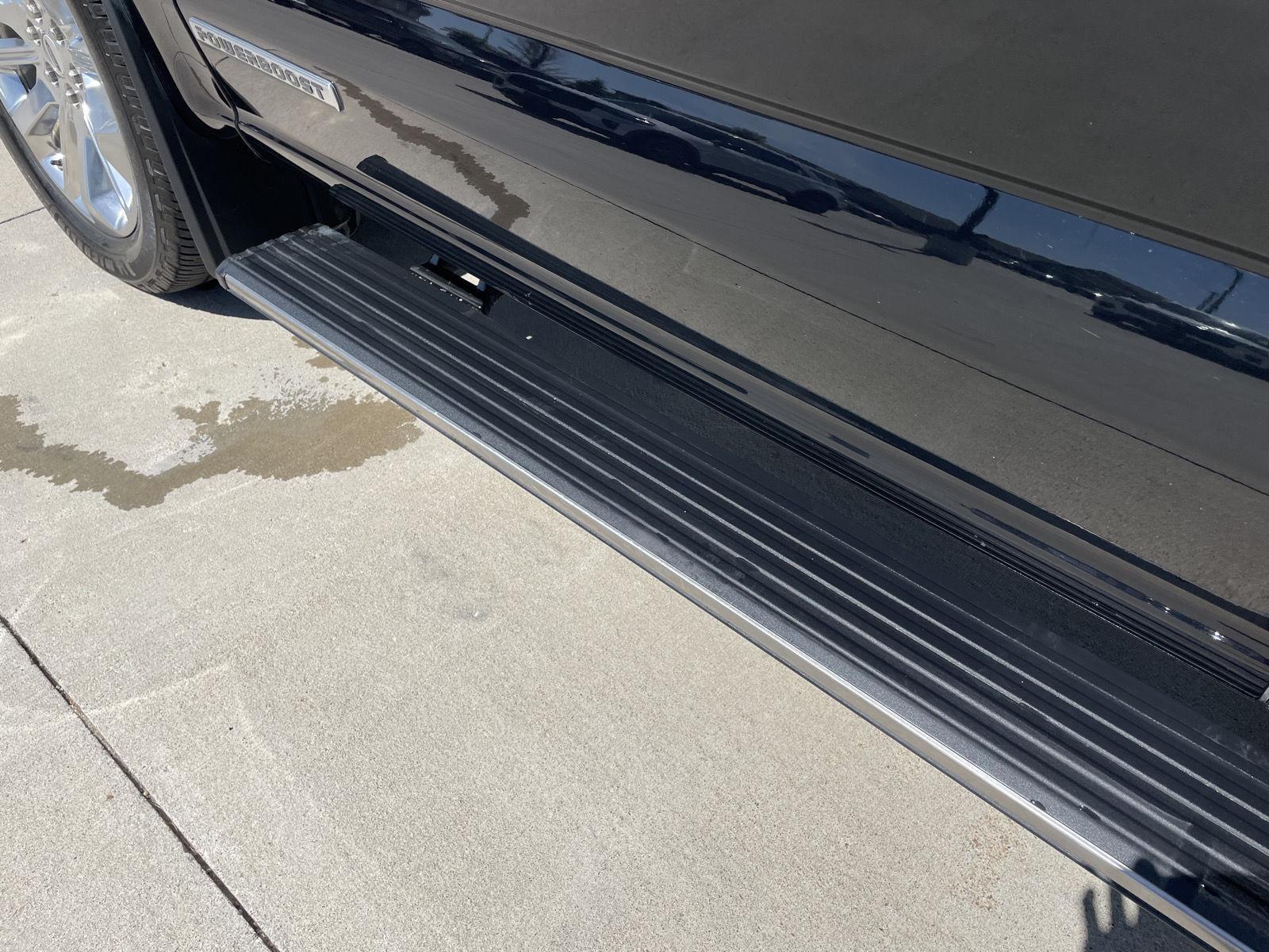 Vehicle photo 48