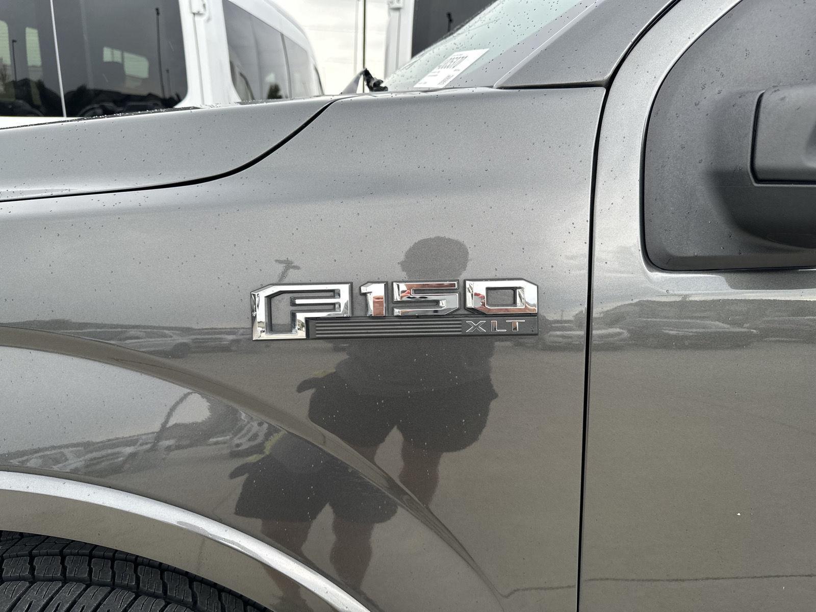 Vehicle photo 39