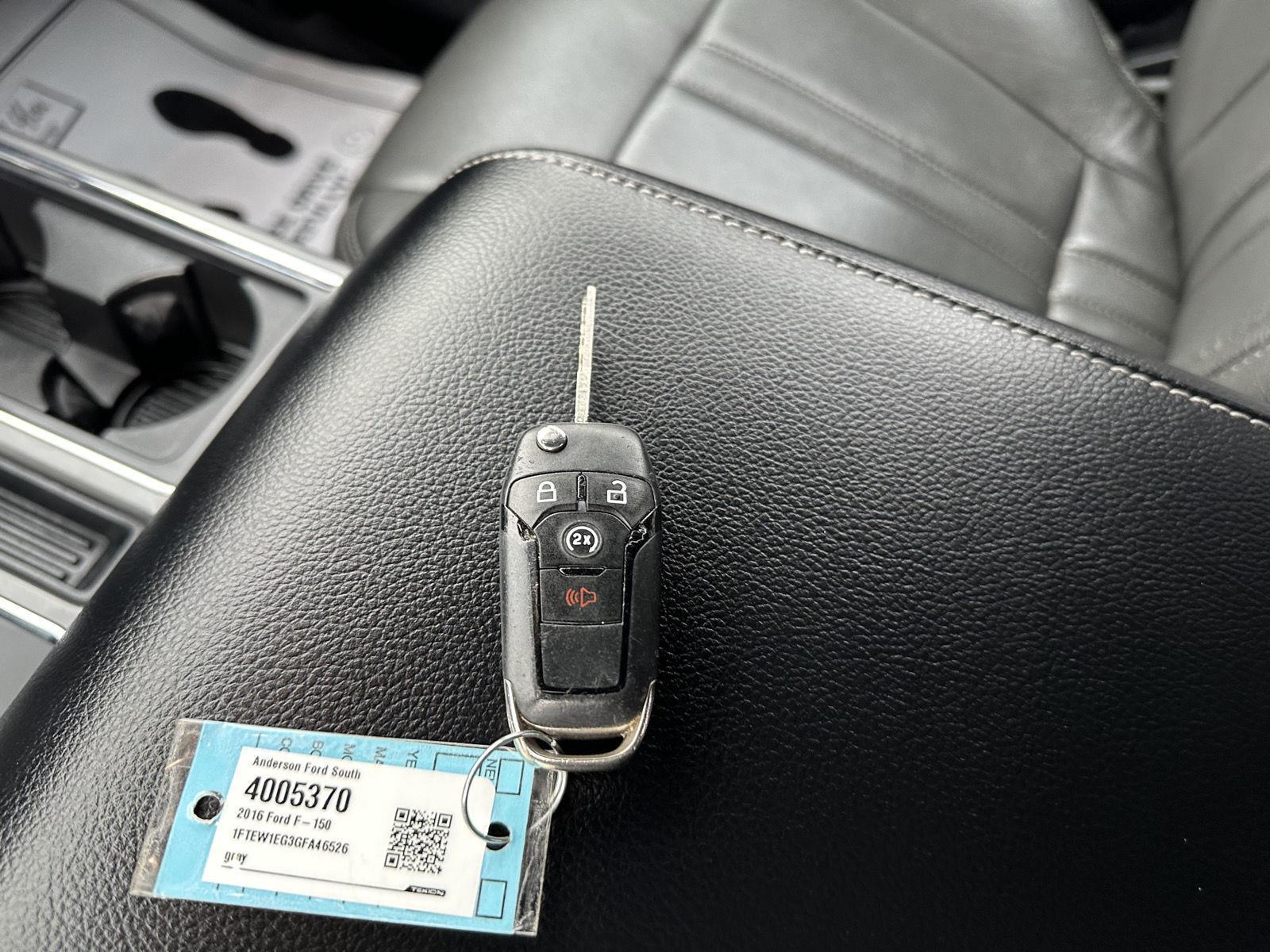 Vehicle photo 41