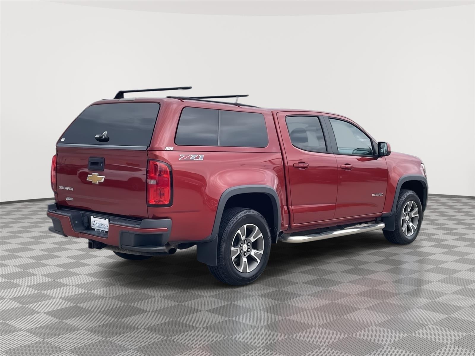 Vehicle photo 7