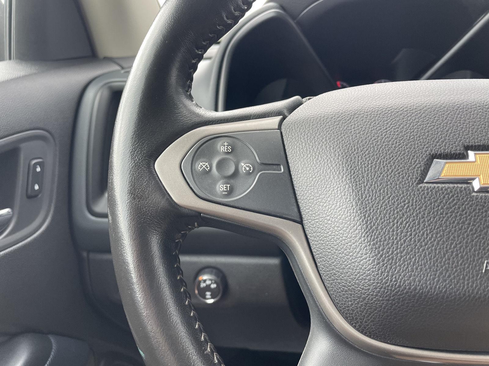 Vehicle photo 13