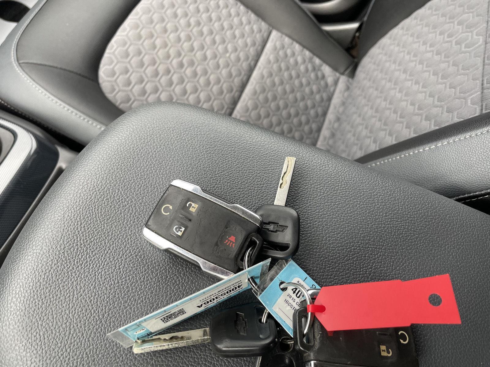 Vehicle photo 38