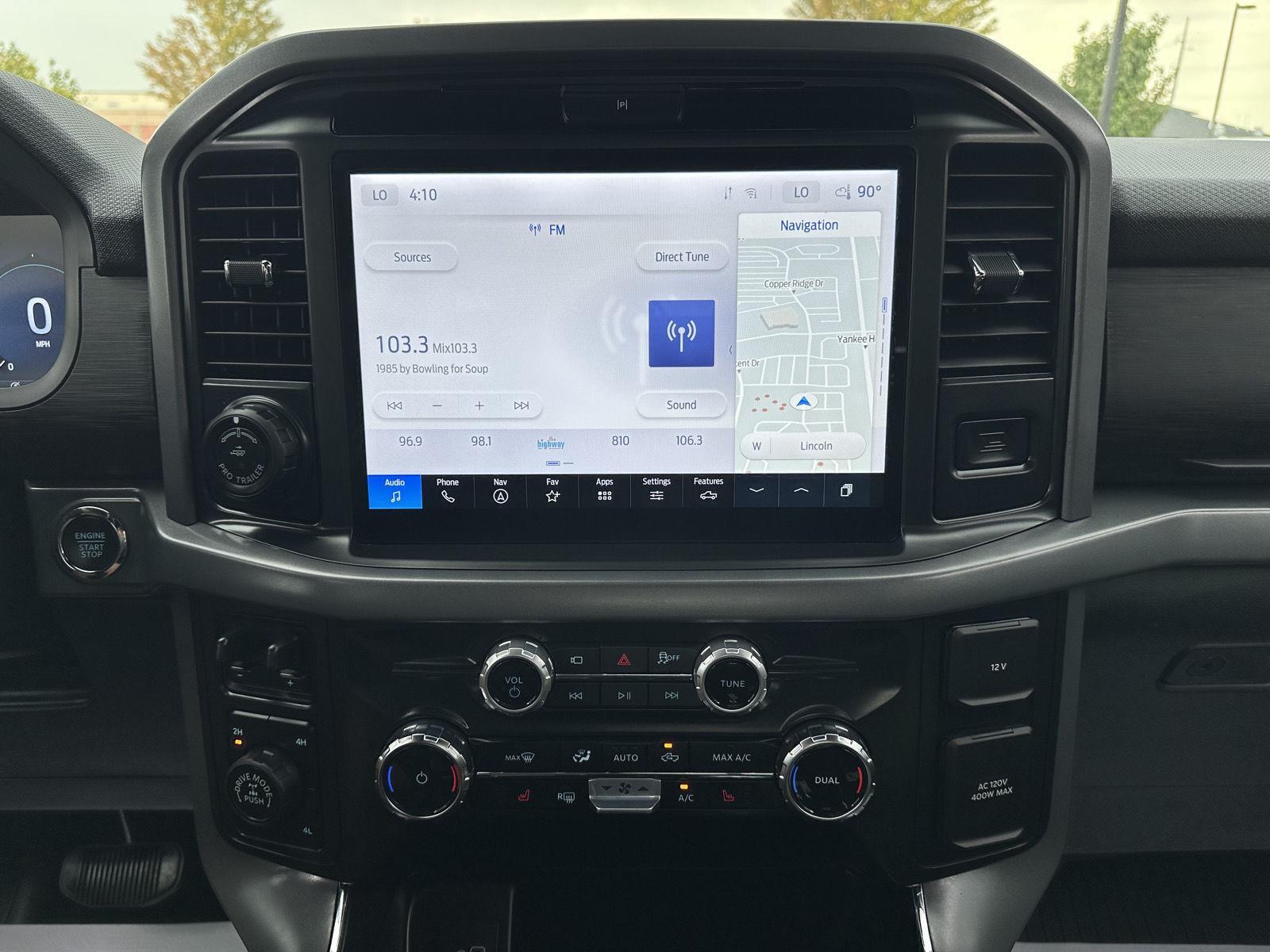 Vehicle photo 22