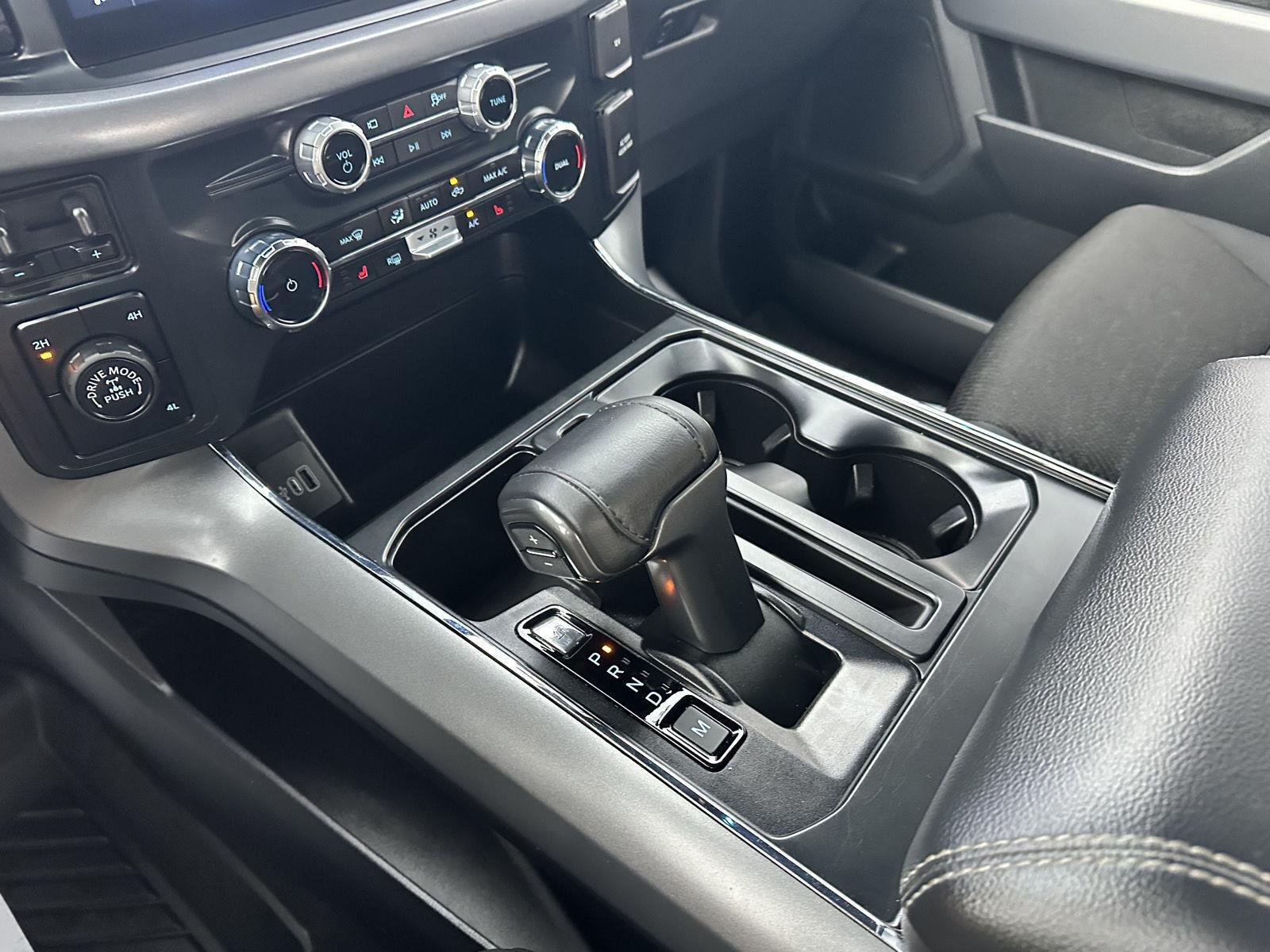 Vehicle photo 34