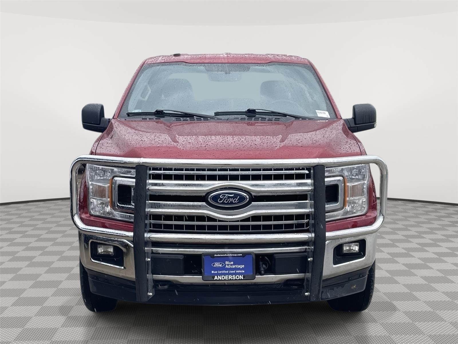 Vehicle photo 4