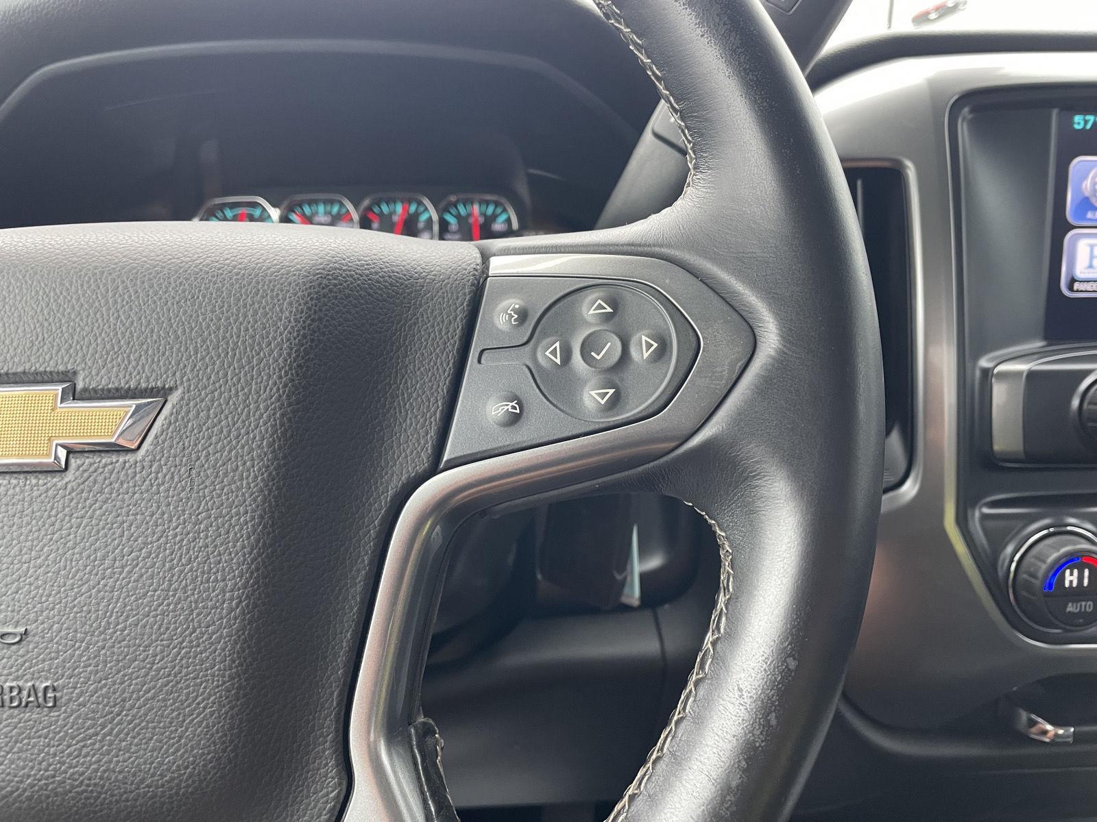 Vehicle photo 14