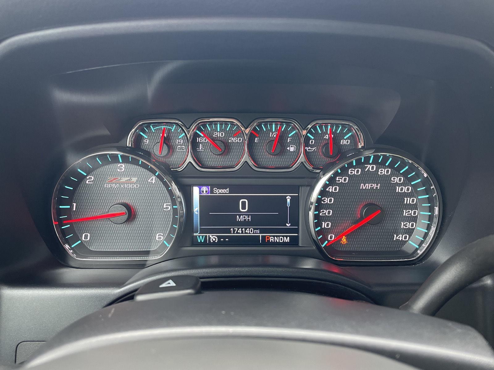 Vehicle photo 15