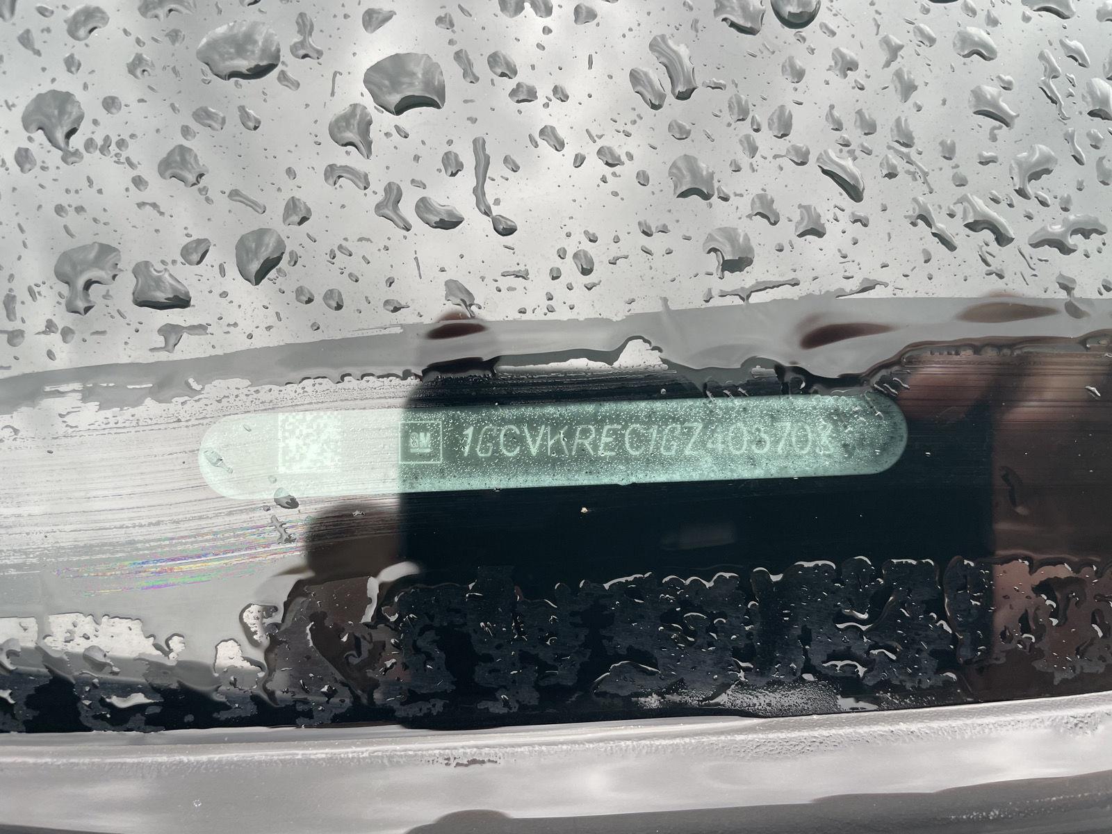 Vehicle photo 31