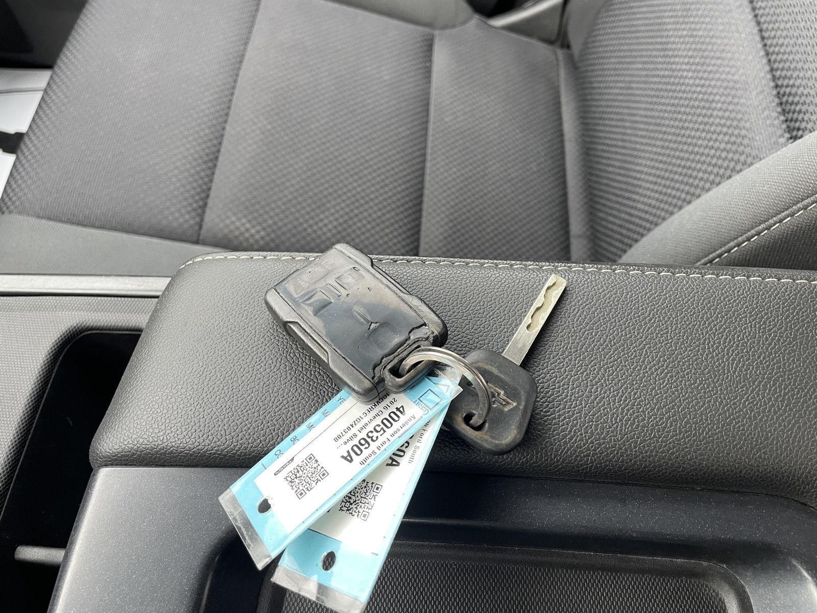 Vehicle photo 36