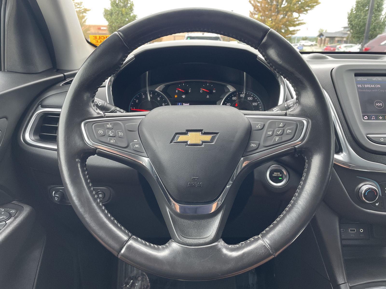 Vehicle photo 12