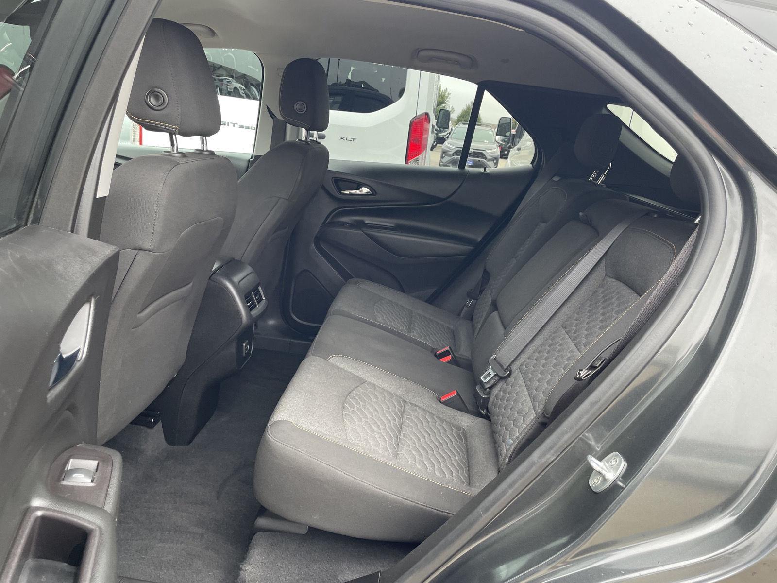 Vehicle photo 20