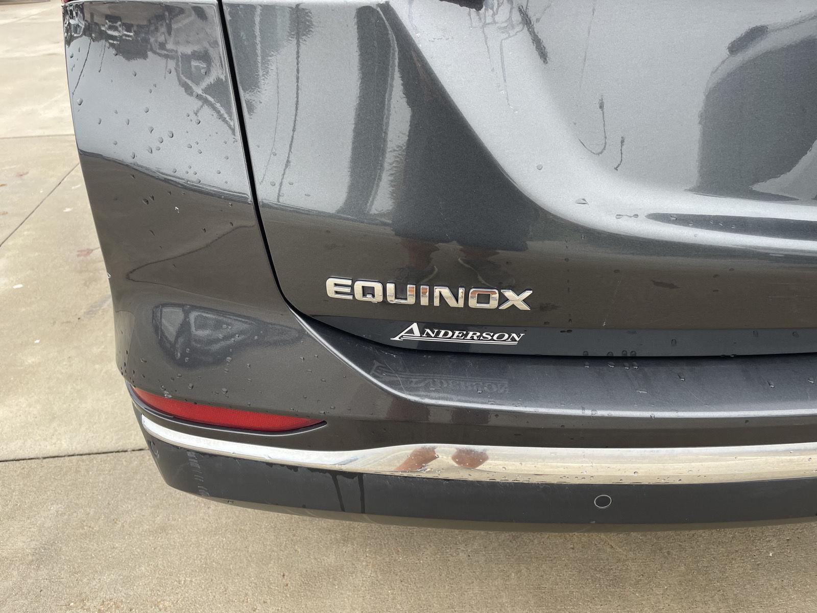 Vehicle photo 37