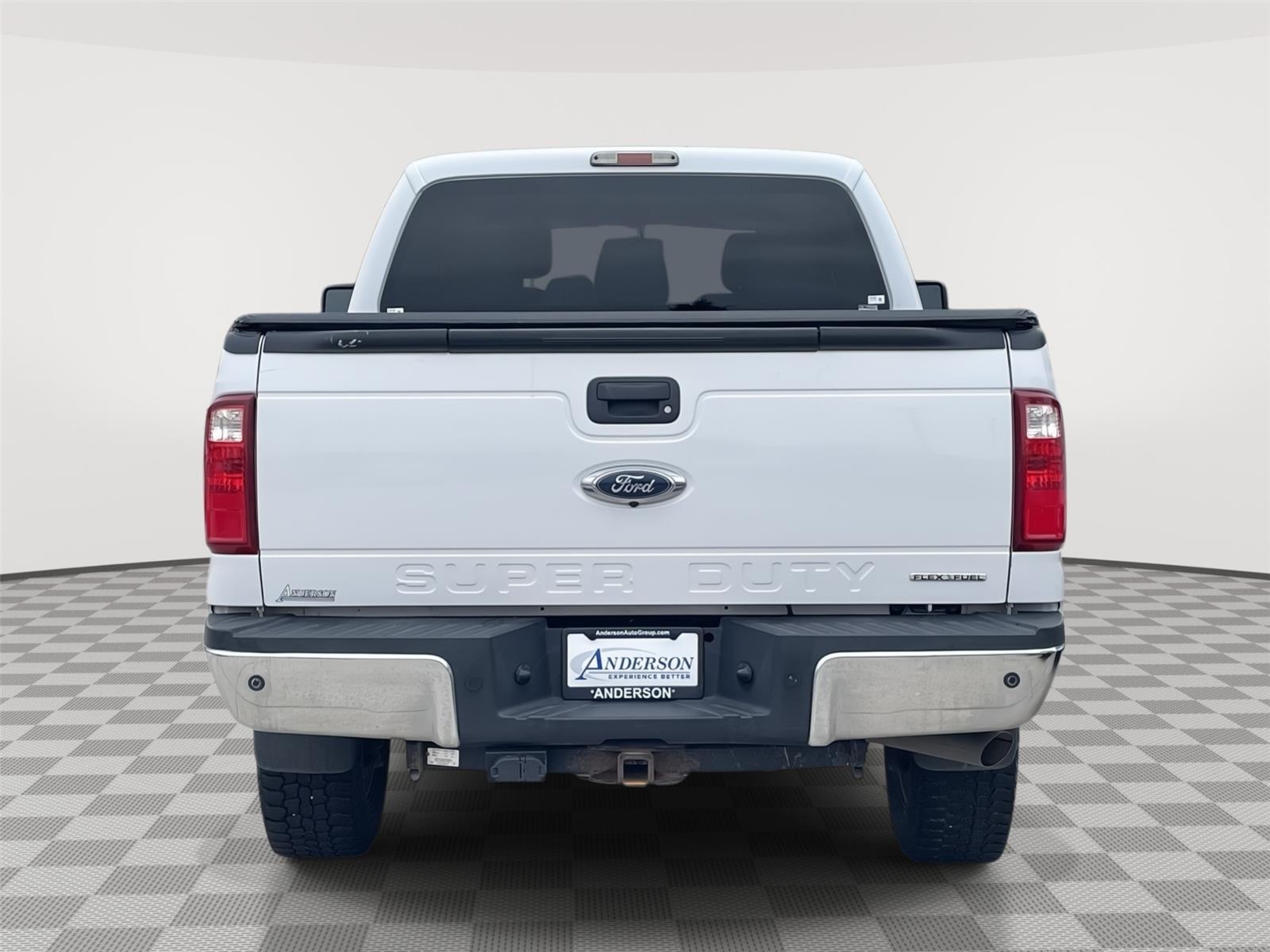 Vehicle photo 8
