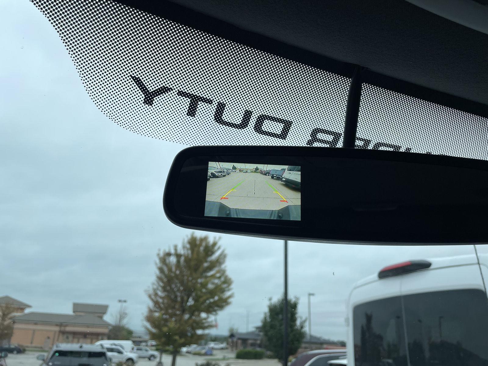 Vehicle photo 22