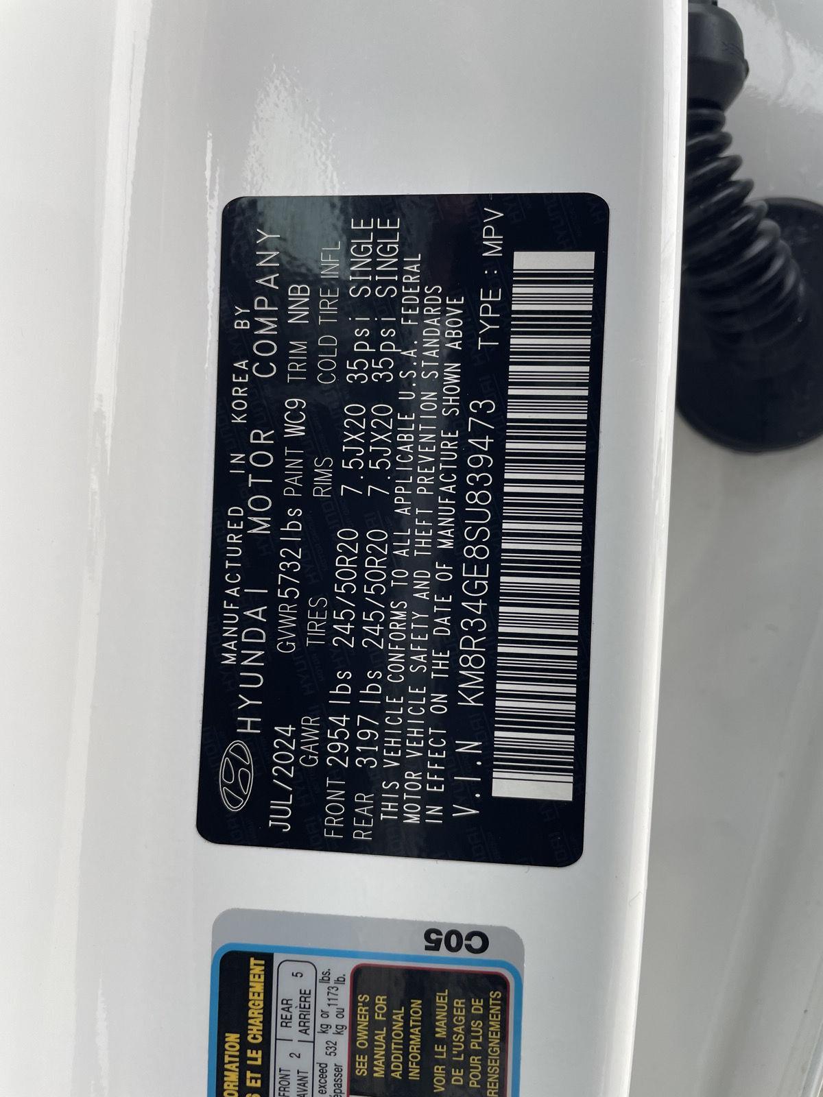 Vehicle photo 33