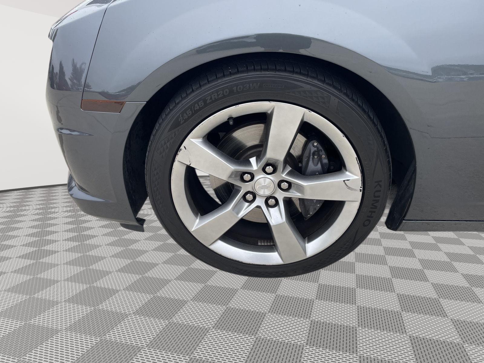 Vehicle photo 10