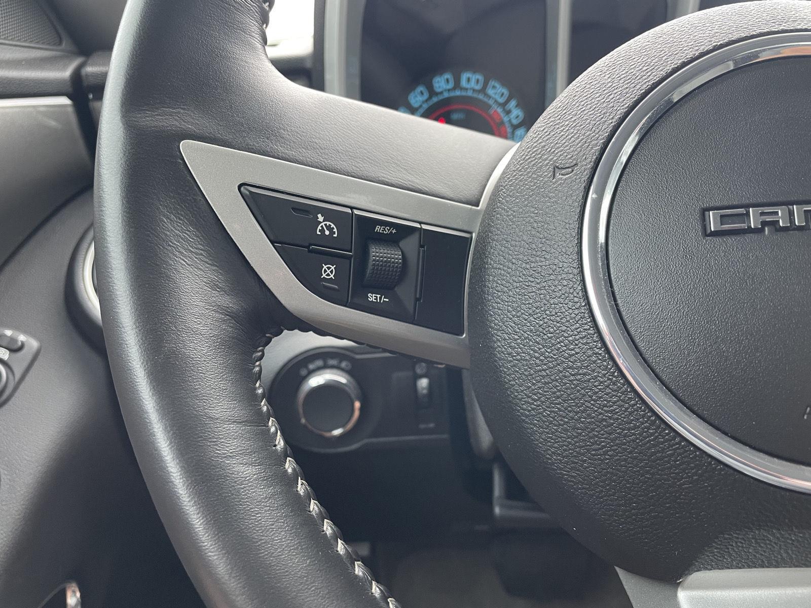 Vehicle photo 13