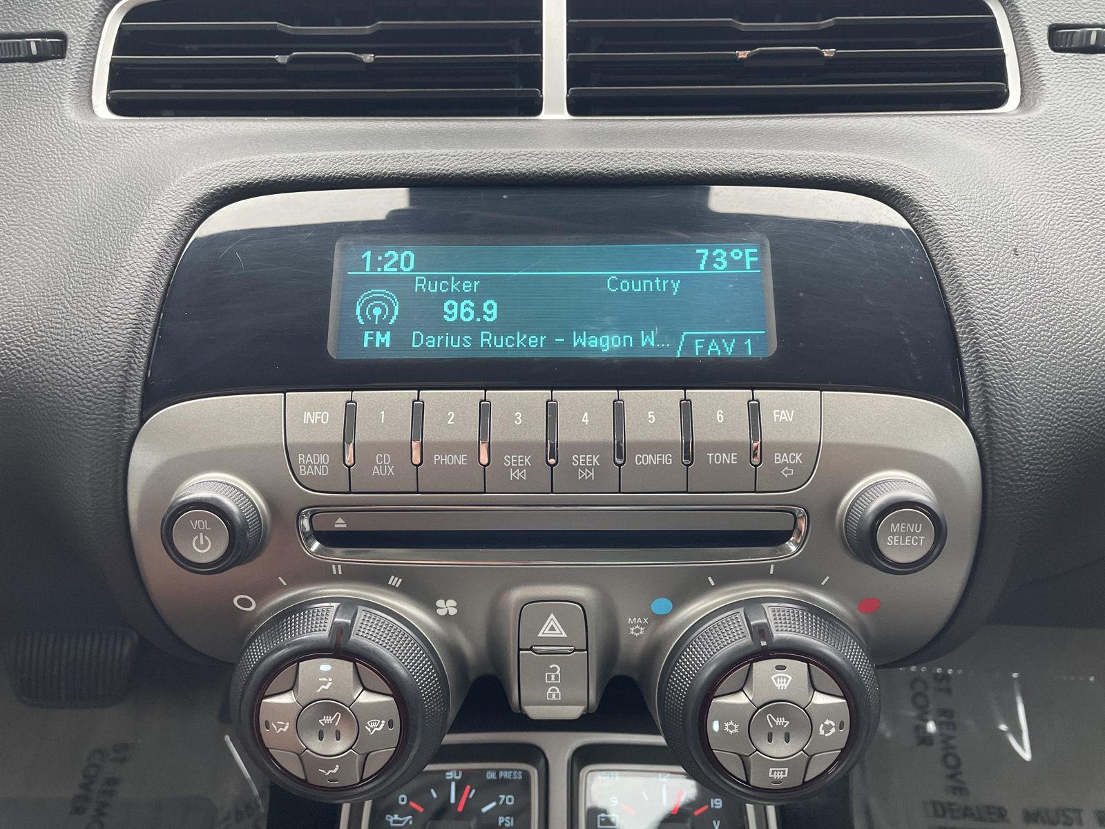 Vehicle photo 23