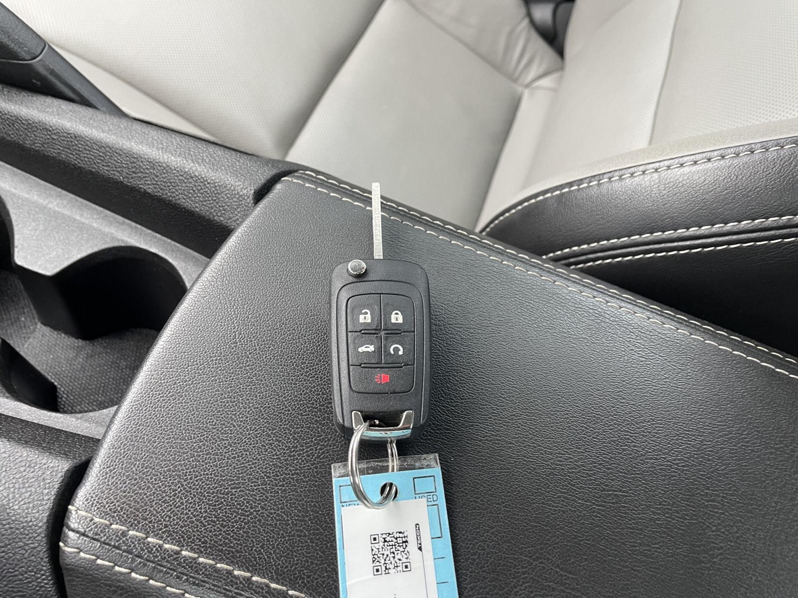 Vehicle photo 33