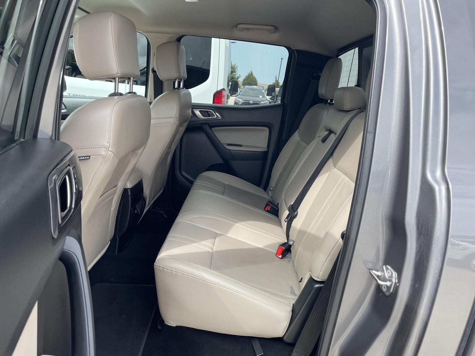 Vehicle photo 20