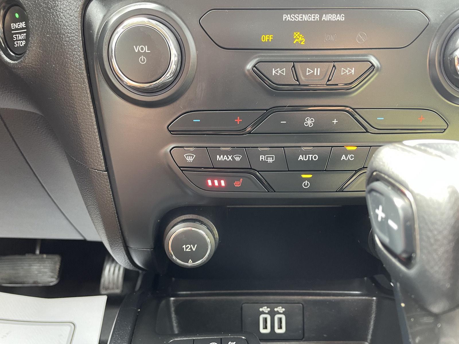 Vehicle photo 27