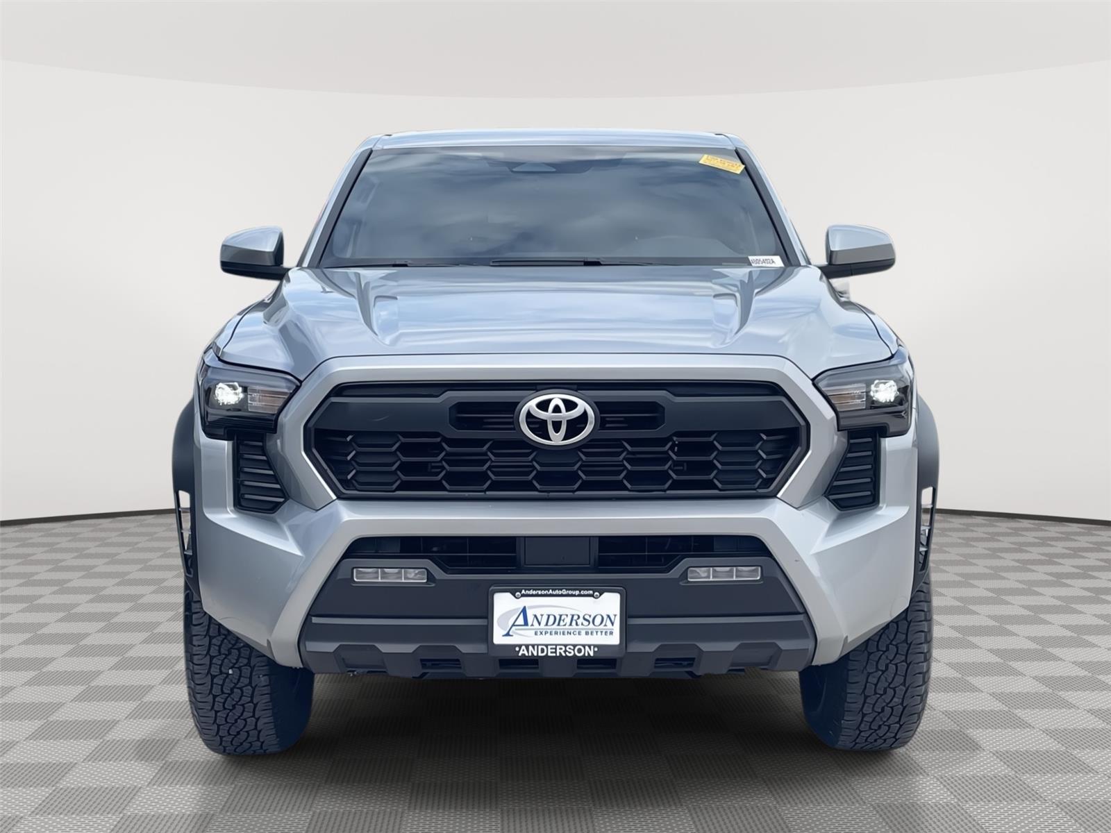 Vehicle photo 4