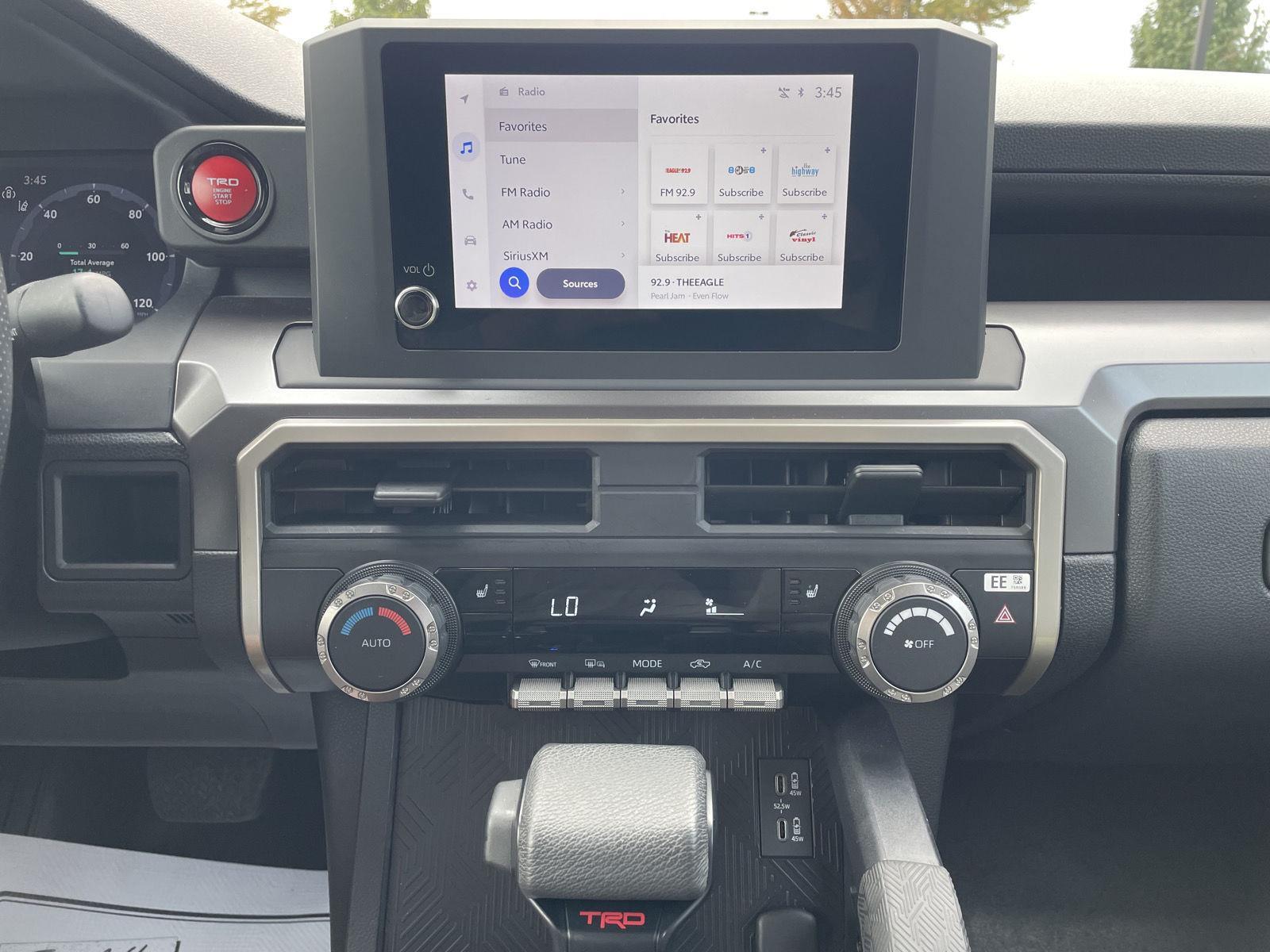 Vehicle photo 22