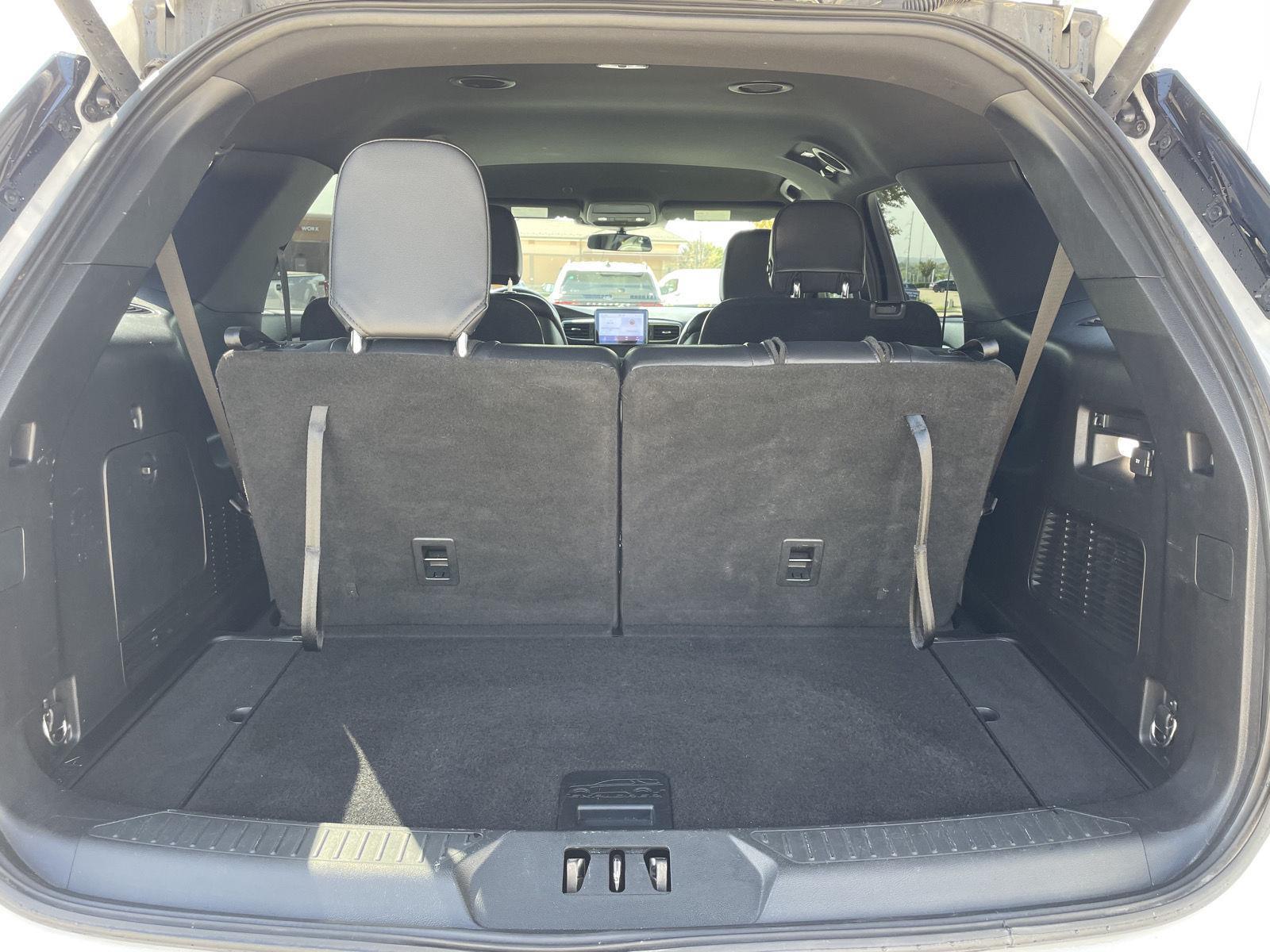 Vehicle photo 34