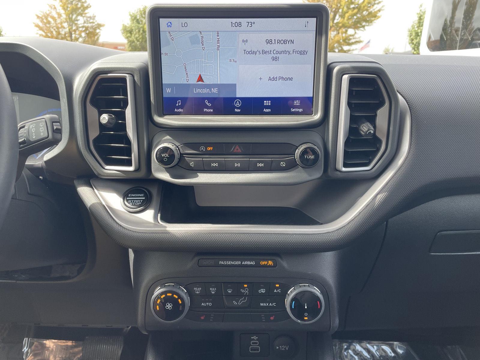 Vehicle photo 22