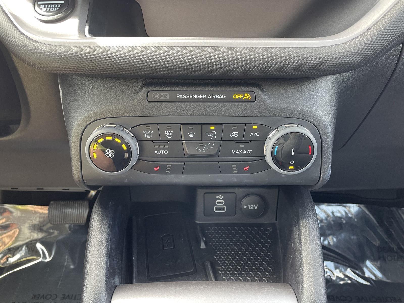 Vehicle photo 27