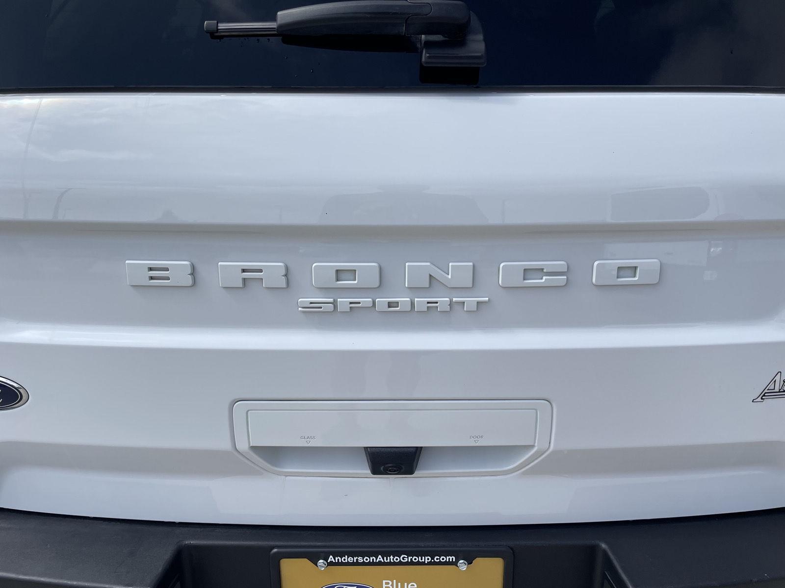 Vehicle photo 37