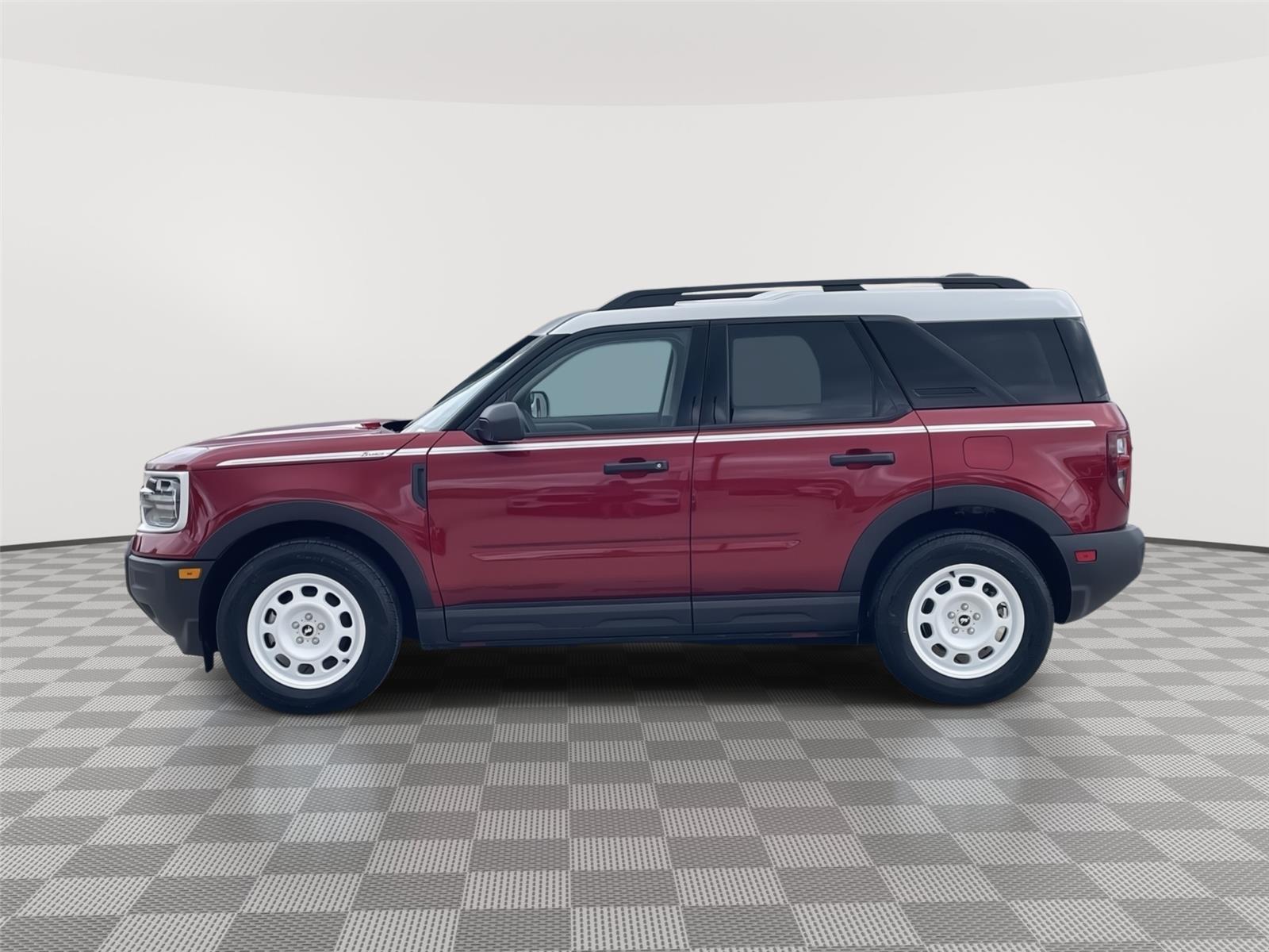 Vehicle photo 2