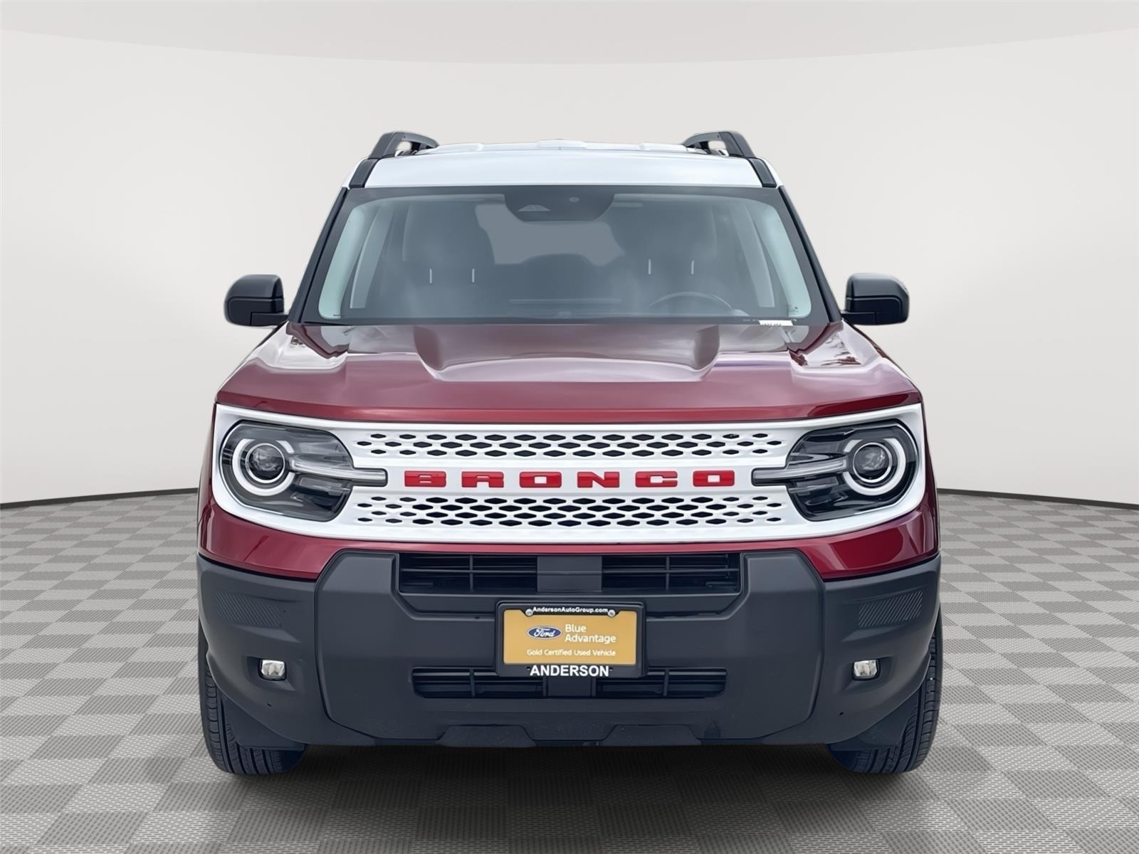 Vehicle photo 4