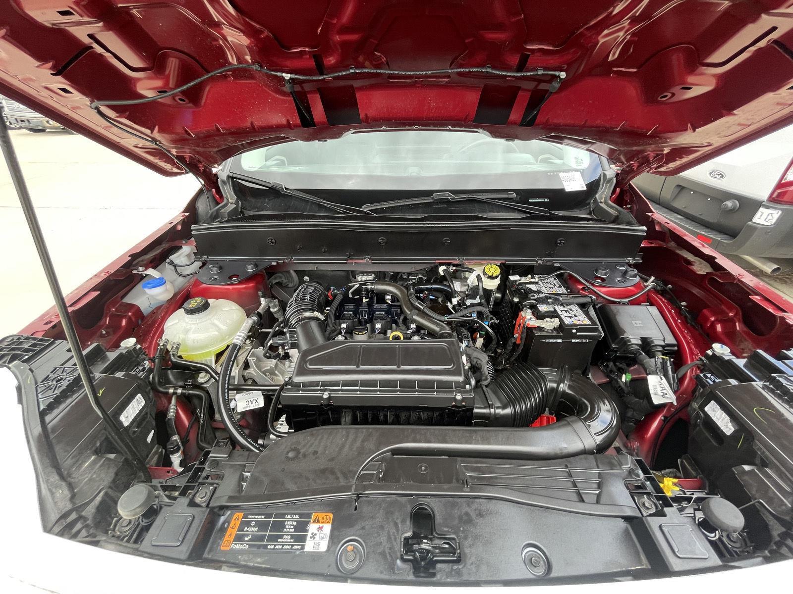 Vehicle photo 32