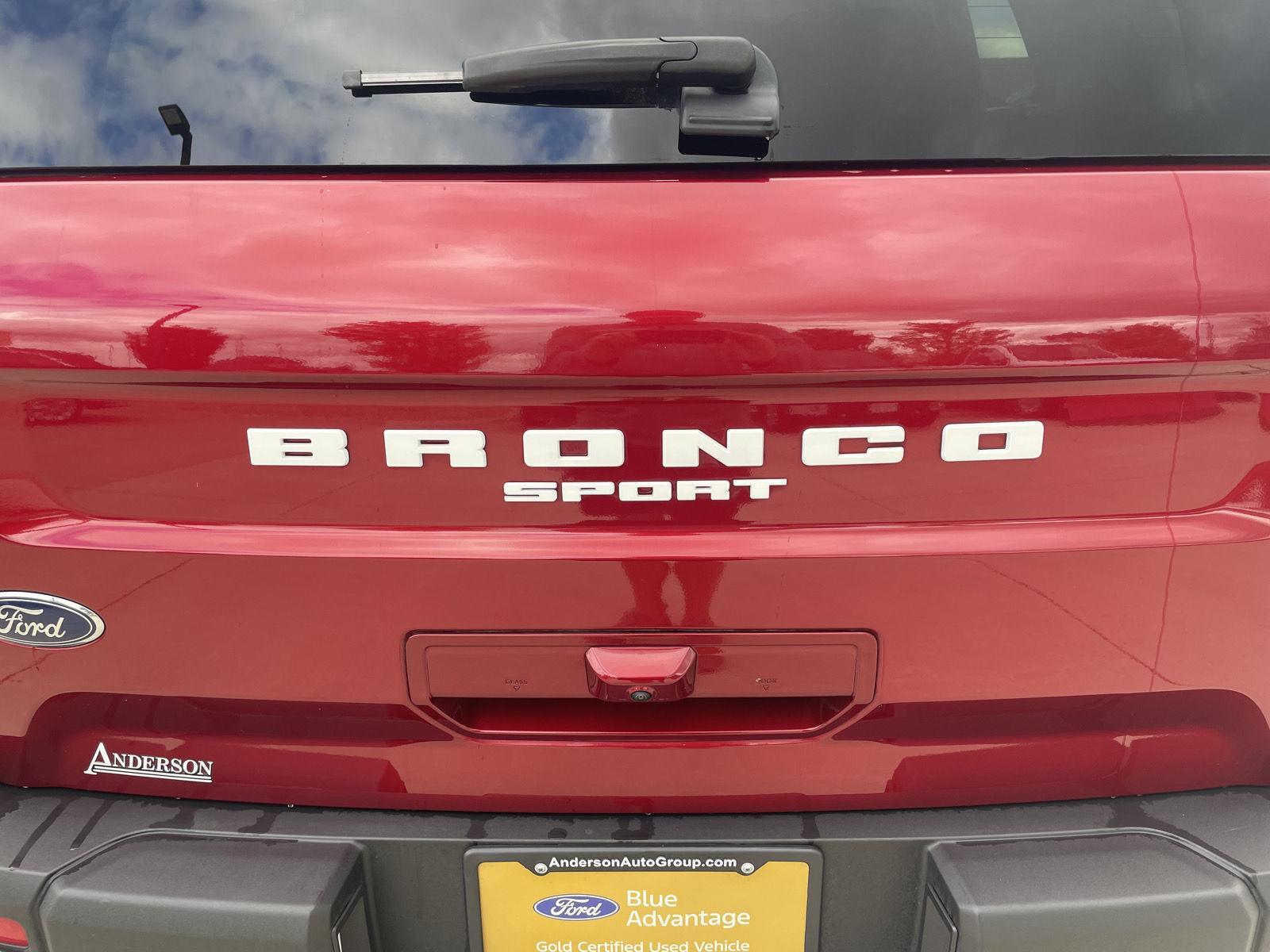 Vehicle photo 34