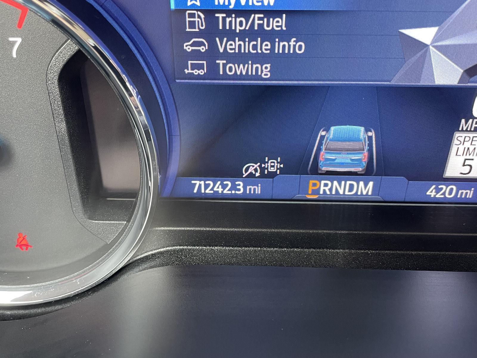 Vehicle photo 3
