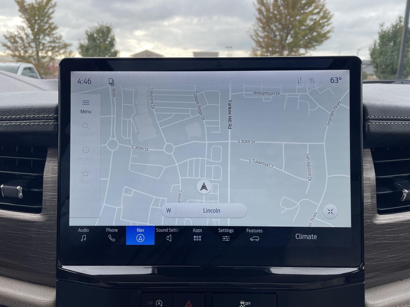 Vehicle photo 27