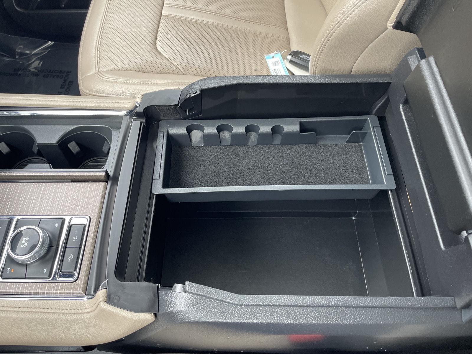 Vehicle photo 35