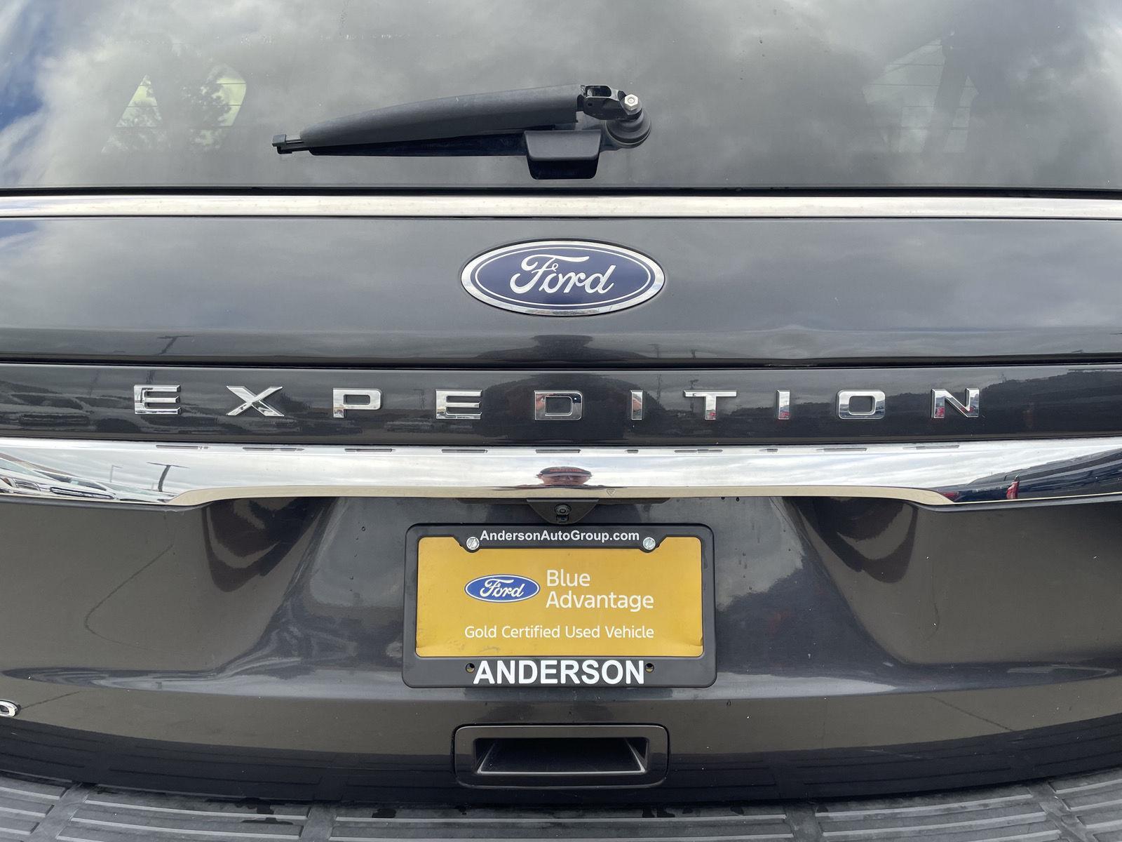 Vehicle photo 43