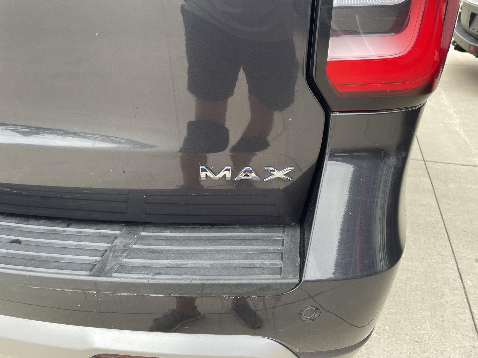 Vehicle photo 44