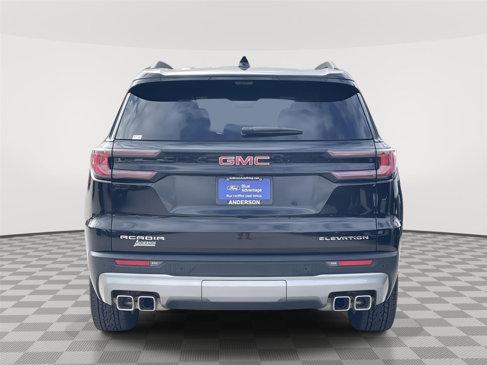 Vehicle photo 8