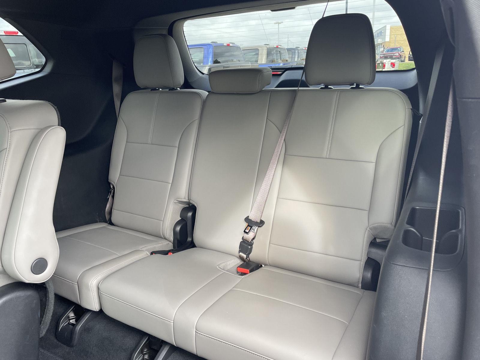 Vehicle photo 20