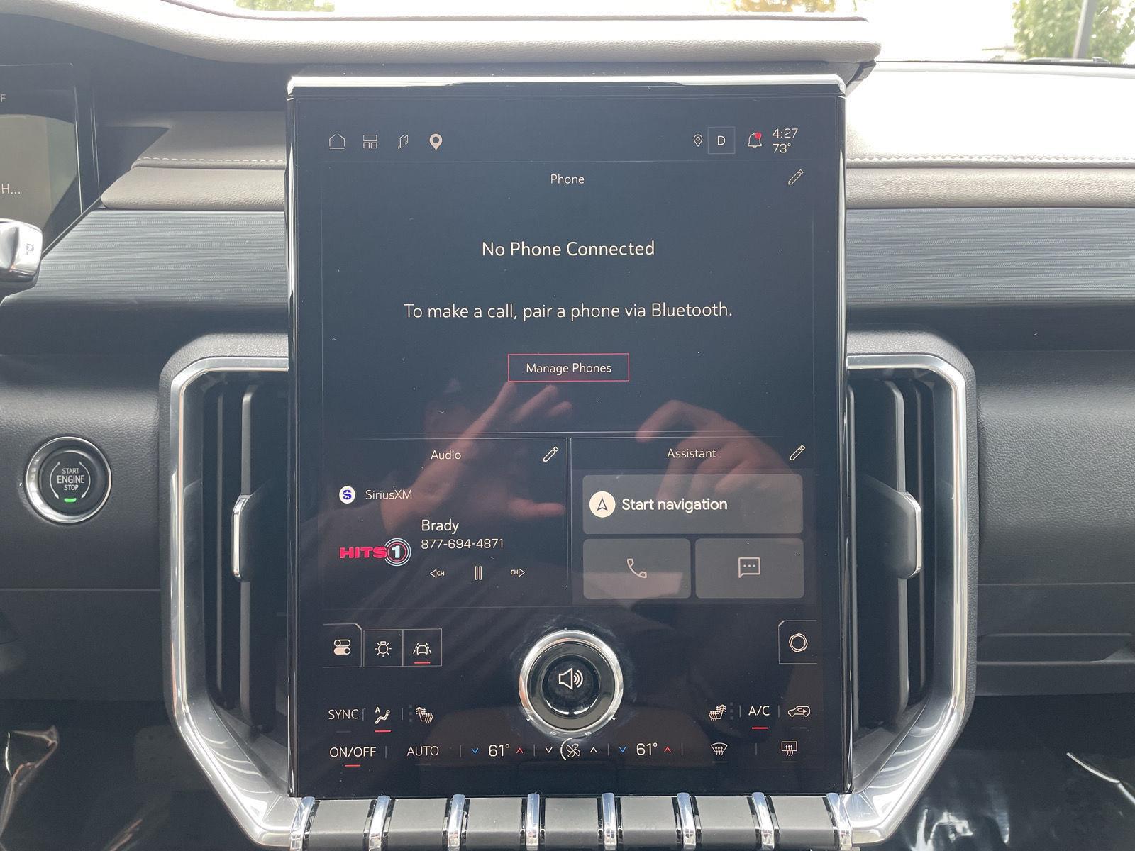 Vehicle photo 23