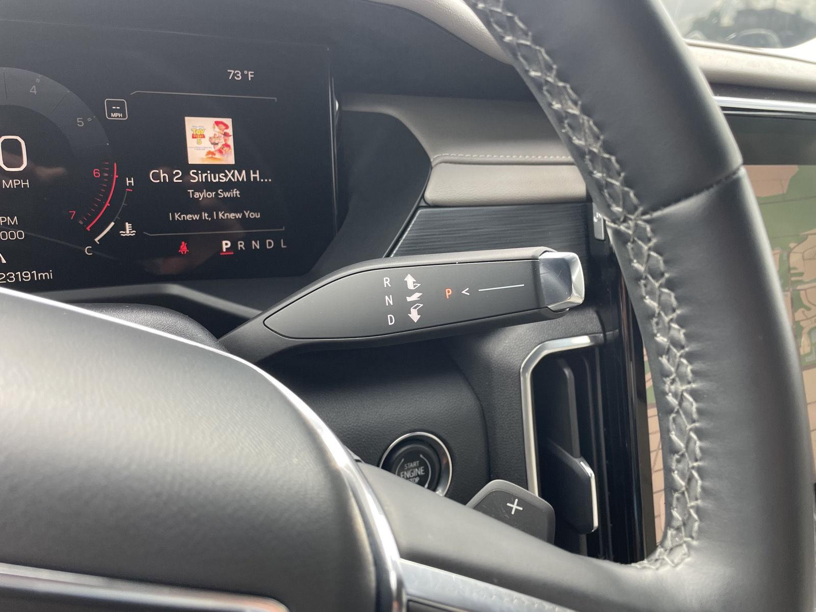 Vehicle photo 33