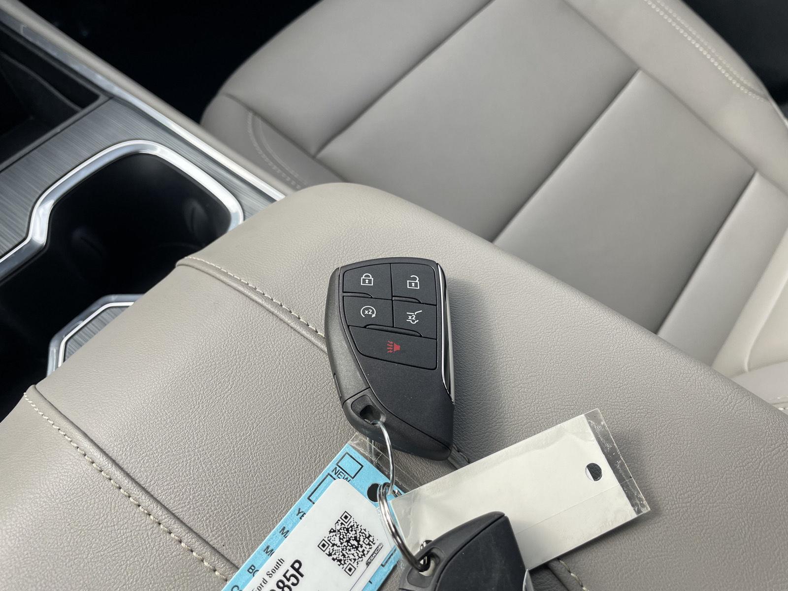Vehicle photo 42