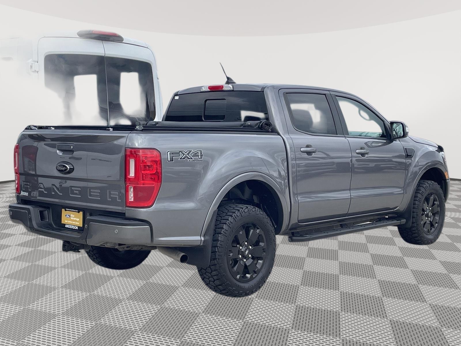 Vehicle photo 7