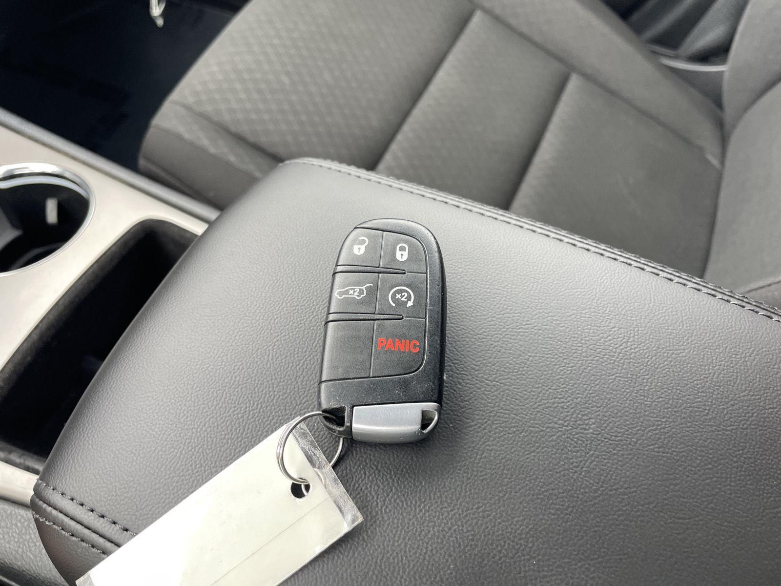 Vehicle photo 39